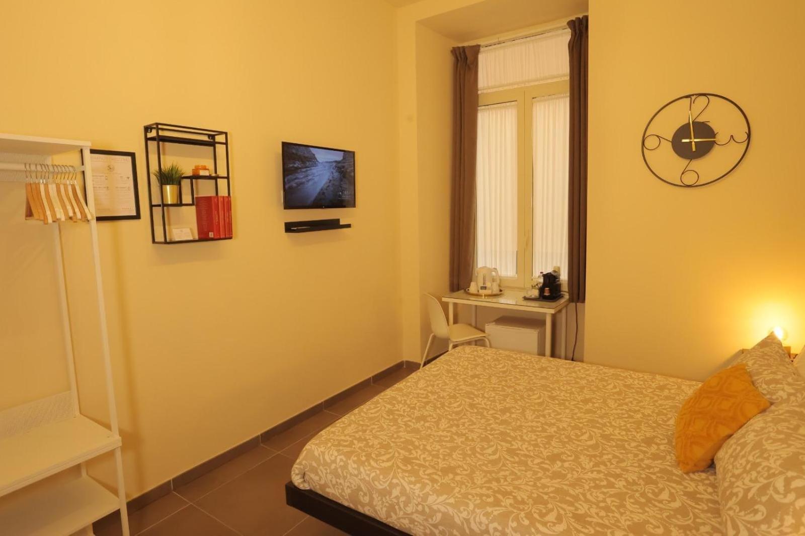B&B Scarlatti 60 Νάπολη Εξωτερικό φωτογραφία